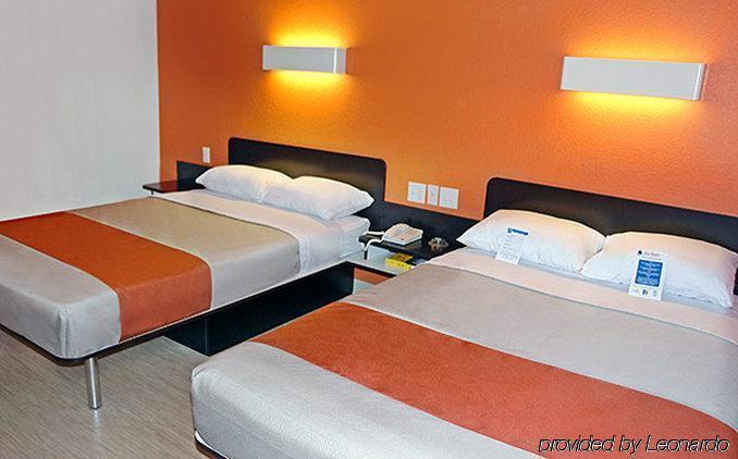 Motel 6 Dania Beach Esterno foto